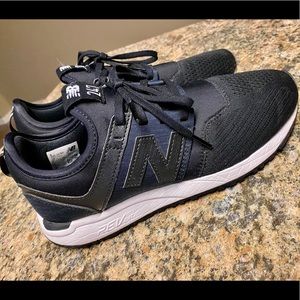 New Balance 247 women’s size 7
